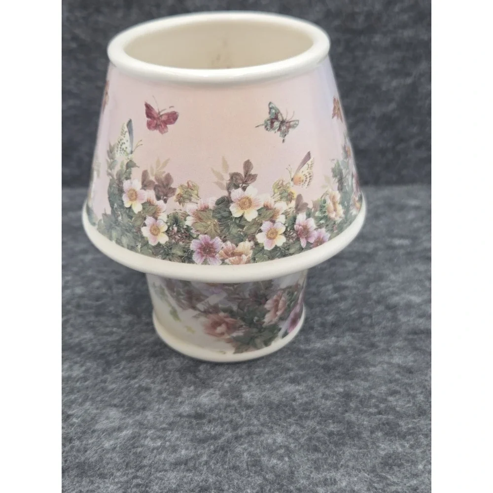 CARSON PORCELAIN BUTTERFLIES WILDFLOWERS SHADE CANDLE HOLDER Cottagecore Sm Chip